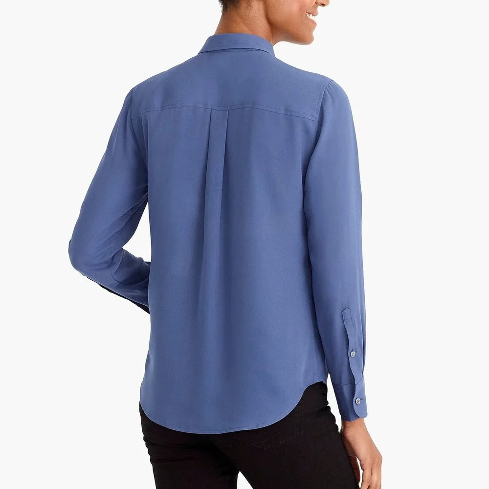 J. Crew Long Sleeve Button down Shirt with Button Flap Pockets Top Women 6 Blue